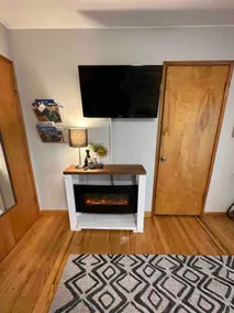 Private Apt, 1BR COUNTRY feel & modern amenities. - Image 5