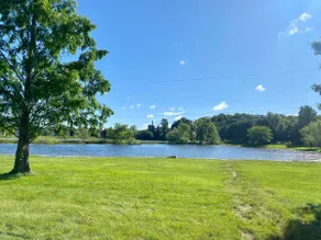 Private 4-bedroom home on 50+ acres with 2 lakes. - Image 5