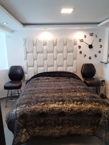 Luxury suite with kitchen and bathroom - Image 2