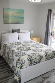 Churchill Beach Retreat - Image 4