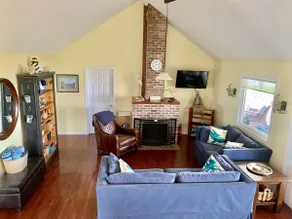 Seashore Cottage - Image 5
