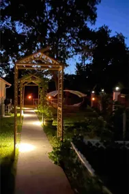 Attached Private GuestHouse- Fenced Yard - Image 2