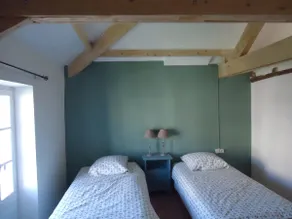House with terrace and garden in Sault in Provence - Image 3