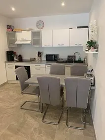 Charming house in a great location - Image 5