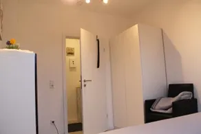 Top floor apartment with trade fair connection - Image 4