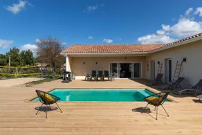 10 guests modern villa with heated swimming pool - Image 2
