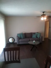 Easy Interstate Access to a Humble Stay - Image 4