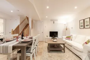The Artist House in Downtown Richmond Hill [2bdrm|1 bath] - Image 5