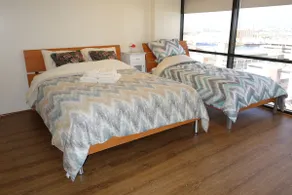 1 Bedroom Suite in downtown near Waikiki - Image 2
