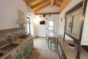 La Casa dei Nonni di Mara (between mountains and lake) - Image 4