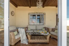 Waou Deluxe Cottage Titulcia - Image 2