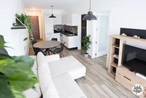 Oyster Flats - Seaside Apartment 10 - Image 5