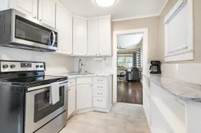 Remodeled Home Close to KU Med w/ Off Strt Parking - Image 4