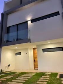 2. Casa en Triventi (Santa Anita Forest Area) - Image 2