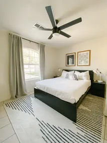 Modern home near ACU - Image 3