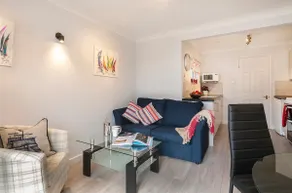 Sunny Newton Ferrers home with private garden. - Image 3