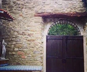 Ancient Voso Residence - Image 4