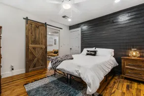 Newly renovated bungalow near downtown El Paso - Image 4