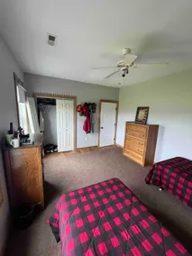 Farmhouse with view, 5 bed/3 bath. Free parking! - Image 3