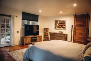 King Suite Cabin | Santa Cruz Mountains - Image 4