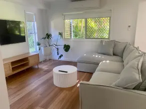 Comfort in Coolum, freshly renovated central unit - Image 5