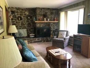 Northern Vermont Country Escape/ The Martin House - Image 5