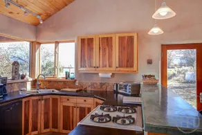 Private Oasis - Taos Home - Hot Tub- Special Rates - Image 5