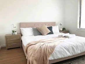 South West Sydney Lux family and work stays - Image 3