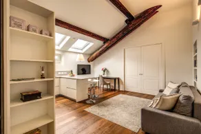 Luxurious Apartment in Milan - Image 3