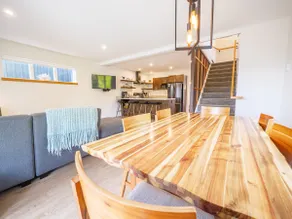 Storm Bay | Familienhaus mit Whirlpool & Blick auf die Bucht - Image 4