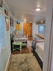 The Little Branch house, vintage and charming! - Image 5