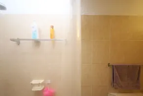 Best place, very safe and centrally located to stay - Image 5