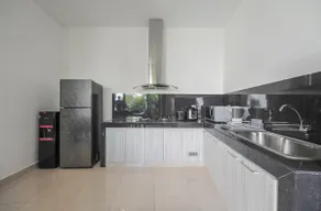 4BR Family Villa Rindik Rice Field Near Harbor - Image 5
