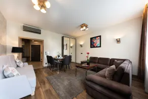 Insta Views. Top Location. Luxury Complex. - Image 5