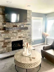 Cozy Home: A Modern Luxe Getaway - Image 4