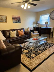 Elegant 3 bedrooms home 2 king/1 queen beds 2 bath - Image 3
