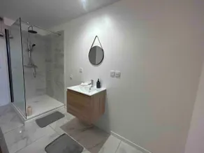 Apartment near the city center, Parc des Expos - Image 4