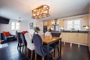 Beautiful Retreat - Hot Tub, Stunning Views & Late Checkout - Abergavenny - Image 5