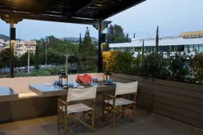 Seaview penthouse with awesome wrap around terrace - Image 2