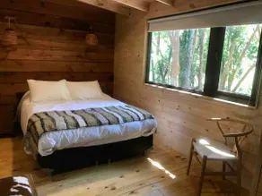 Spectacular oceanfront cabin in a magical forest - Image 5