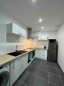 Modern apartment 50 m 2/terrace + parking - Image 2