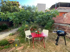 Entire home in Faura. Wi-Fi, garage, and garden - Image 2
