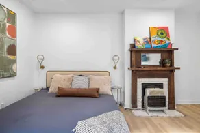 Remodeled Spanish Town Courtyard Condo | King Bed - Image 4