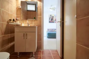 One bedroom apartment in Neve Ilan - Image 4