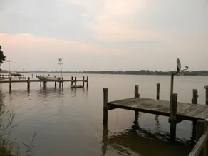 Waterfront 3bed/2.5 bath w/dock&beach close 2 town - Image 2