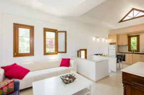 Modern House - Image 5
