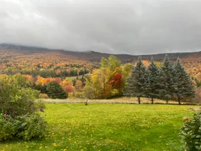 Huge Waterbury Home near Stowe Mountain / views & sauna - Image 3