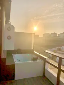 Loft-Hot tub-Ocean view - Image 5