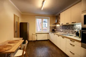 Old Town Apartment - Image 5