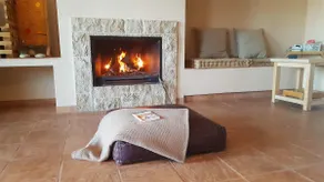 Quiet Studio Apartment with Swimming Pool - Image 2